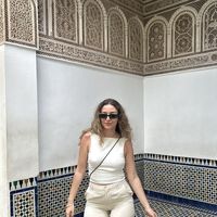 Damla İrgin's Photo