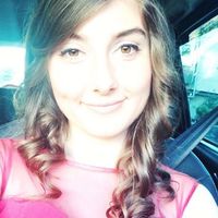 Aybüke Karamanlılar的照片