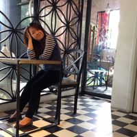 Ty Muội Muội's Photo