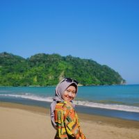 Nadia Machmud's Photo