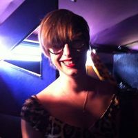 Emilie Hallard的照片