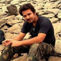 Paras Nath Singh的照片