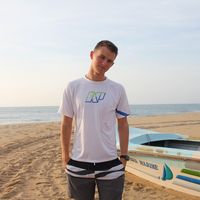 Nikita Kirichek的照片