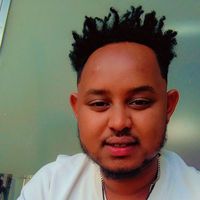 abreham Aemro的照片