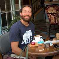 irsa khaleghi的照片