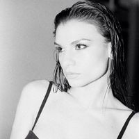 Viktoriya Melnikova's Photo