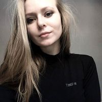 Dee Pisingerová's Photo