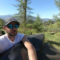 Elton Buhagiar的照片