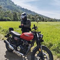 Ganesh Pinate的照片