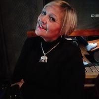 Mary De Felice的照片