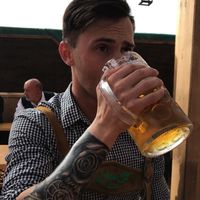 Josh Hallard的照片