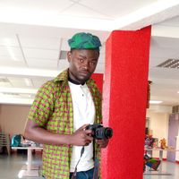 Ismael Ichola的照片