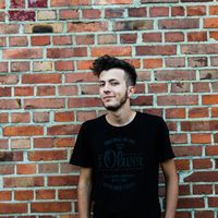 Daniel Opriș的照片