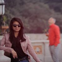 Manogna Raj的照片