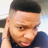 Cyprian Cebekhulu的照片