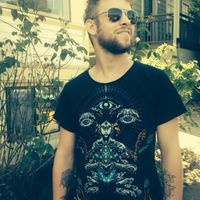 James  Davis's Photo