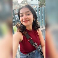 Dolly  Nigam's Photo