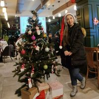 Roshanak roshany's Photo