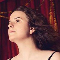 Esther Groves's Photo