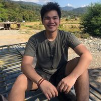 Avi Villanueva的照片