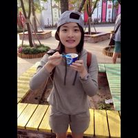 Katheraine L's Photo