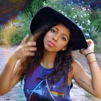 Monica Ortiz的照片