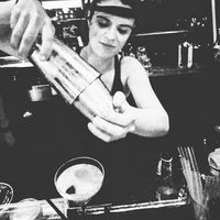 Marina Metche的照片