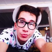 Eric Caouette的照片