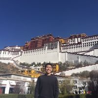 Krisada Sirinimnuankul的照片