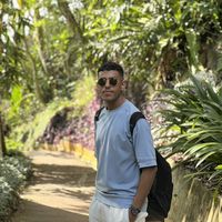 Alwaleed Mesri's Photo