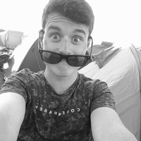 James Woodin的照片