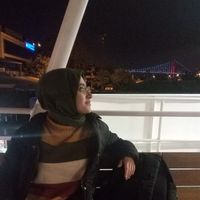 Hande Beyza Polat的照片