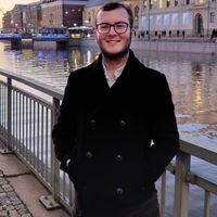 Jules Simpson的照片