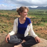 Sophie Jewsbury的照片