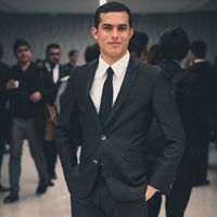 Ronny Urbina的照片