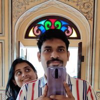 peeyoosh tekale的照片