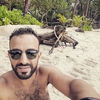 Mehdi Ladjal的照片