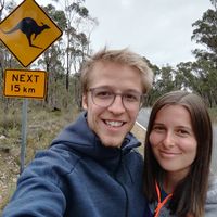 David Mokoš的照片