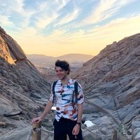 Riccardo De Santi的照片