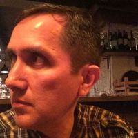 Marco Gonzales的照片