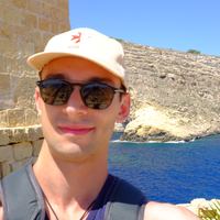 Leonardo Petrini的照片