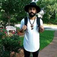 Eduardo Samaniego的照片