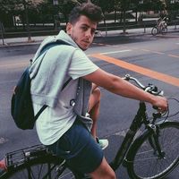 Barlas Inanç的照片