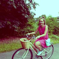 Isabelle Bach的照片