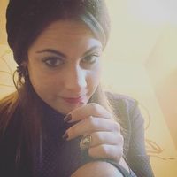 Emma Aronovitz的照片