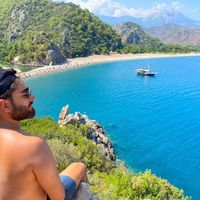 Emre Guvercin的照片