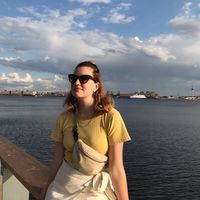 Polina Korosteleva's Photo