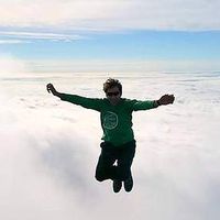 Michael Still的照片