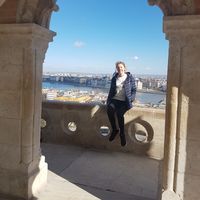 Caitlin Davies的照片