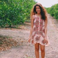 Alondra Hernandez的照片